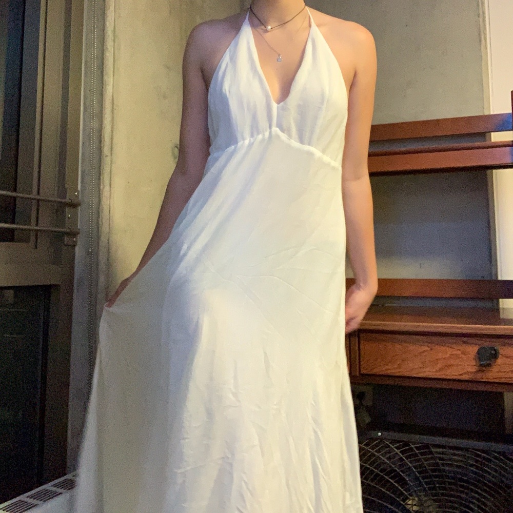 White backless maxi dress